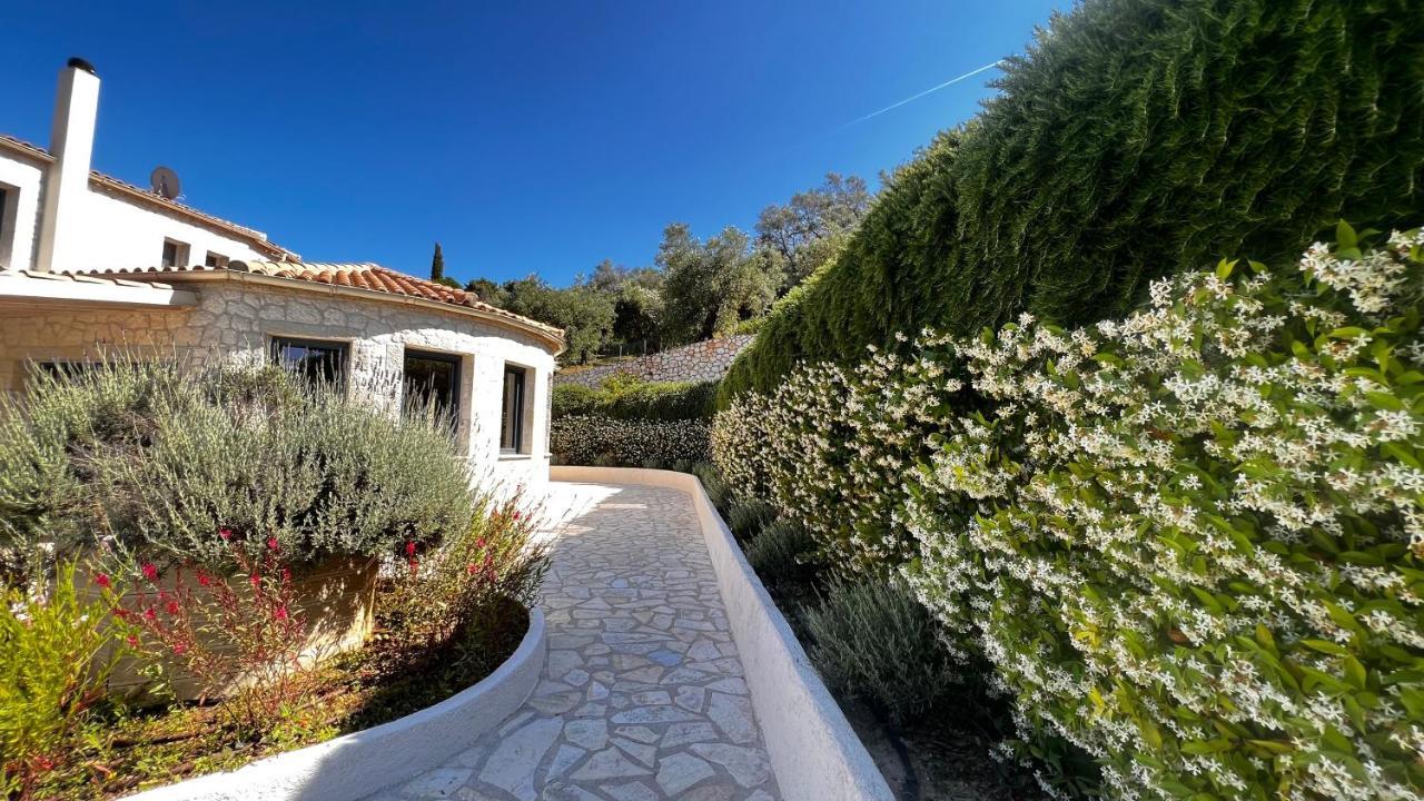 Villa Sania คัสซิโอปี ภายนอก รูปภาพ