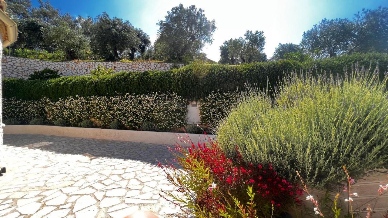 Villa Sania คัสซิโอปี ภายนอก รูปภาพ